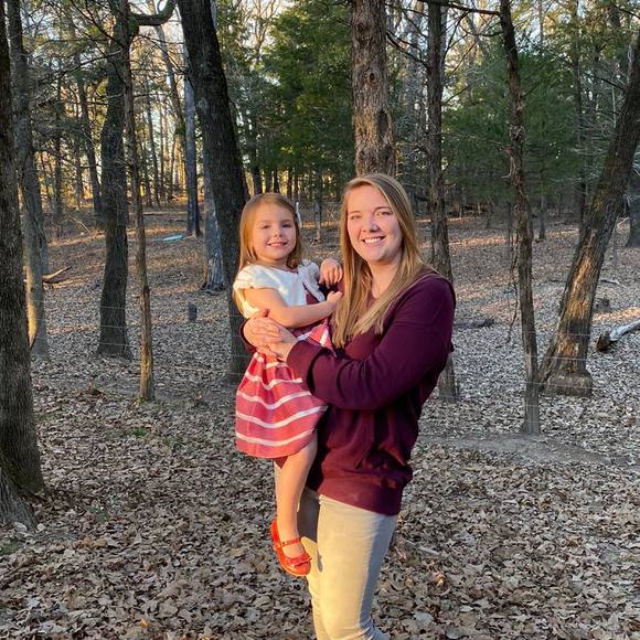 Meet your Posher, Arielle - Picture 1 of 1